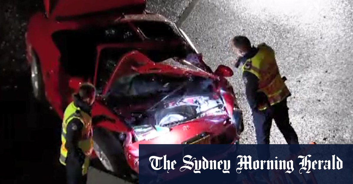 Eastern Freeway closed after roadworker death - Vimarsana News