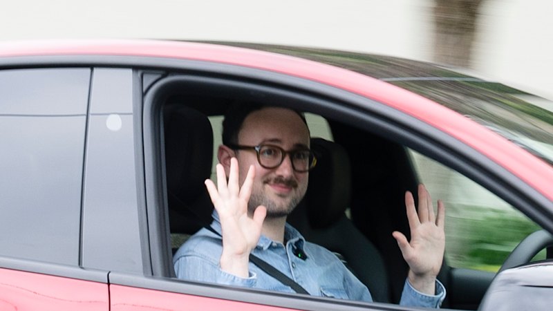 ‘Humans make mistakes’: Insurer offers discount to self-driving car owners