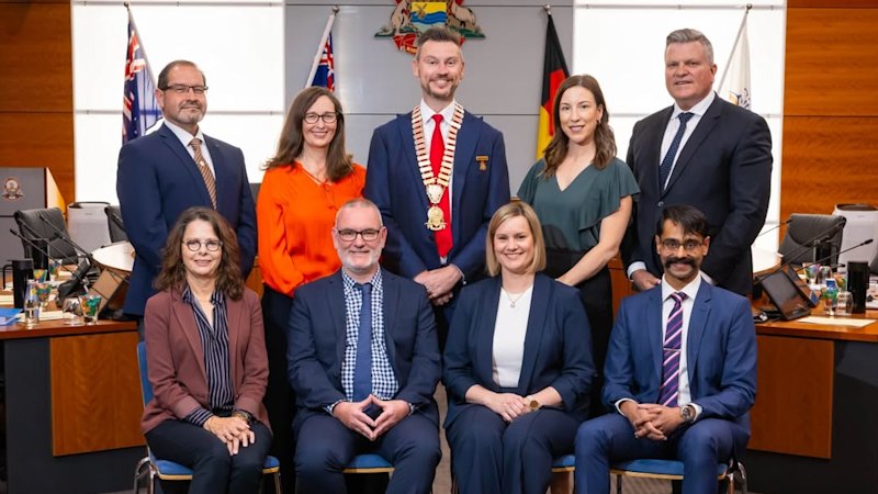 South Perth councillors quit ‘dysfunctional environment’ with rate hike the last straw (australia) — SMH