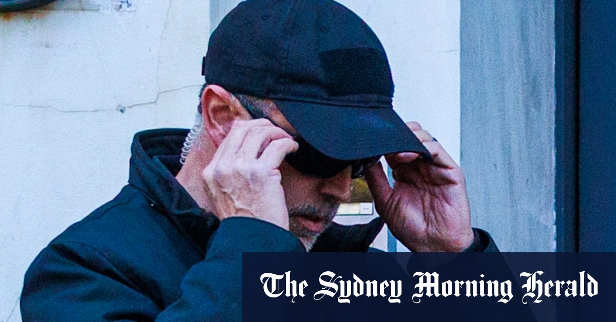 Charges over East Melbourne synagogue fire
