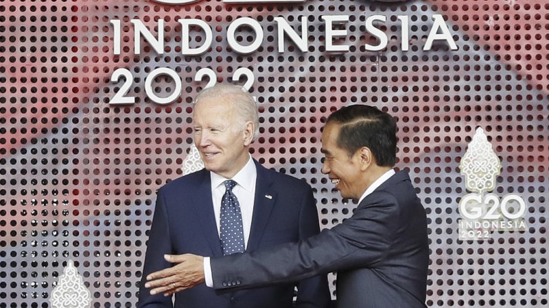 Endonezya'nın yeni ceza yasası uluslararası itibarını tehlikeye atabilir
