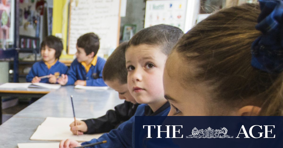 How an algorithm could curb the spread of COVID-19 through schools