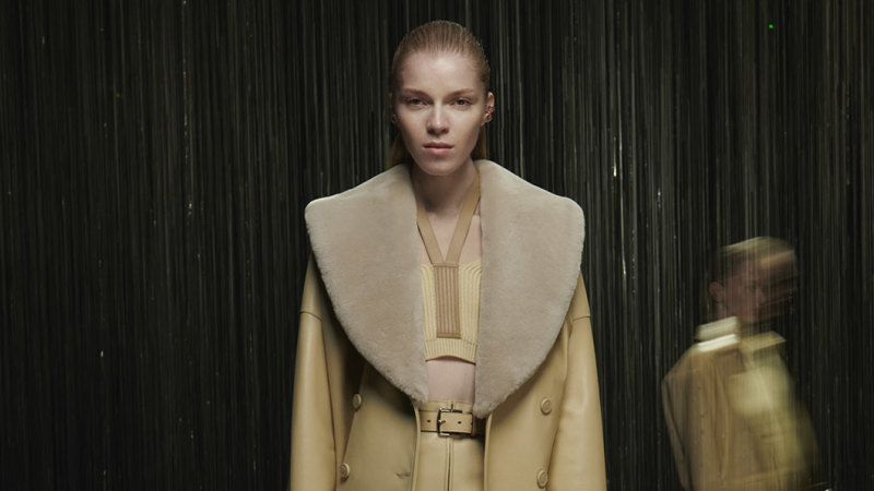 This woman knows exactly you should wear with your Birkin