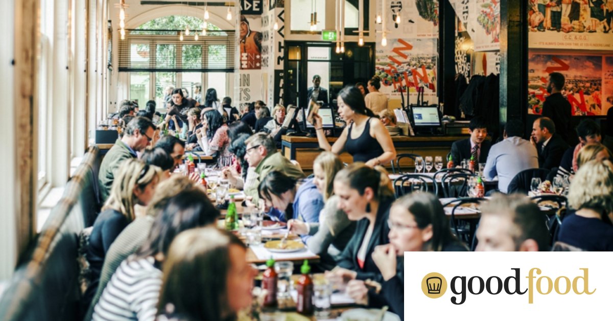 Where do tennis players eat in Melbourne