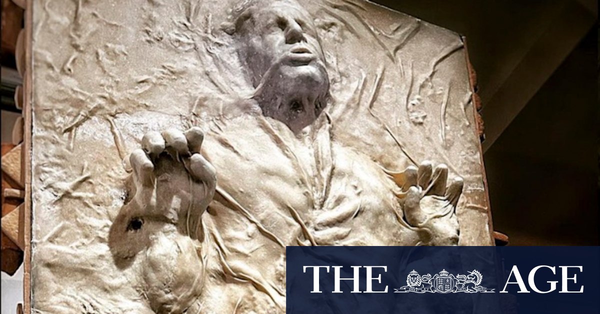 Bakery makes life-size replica of famous Star Wars scene out of bread - Vimarsana News
