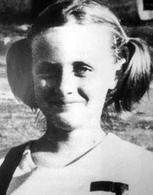 Joanne Ratcliffe went missing 43 years ago. Her sister Suzie has set up a support group for families of missing persons. 