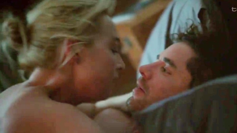 Offspring S Asher Keddie Shares Steamy Sex Scene With Husband