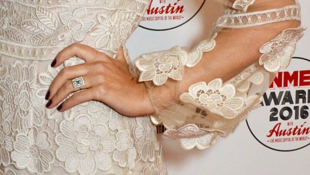 Kylie Minogue showed off her ring at the NME Awards.