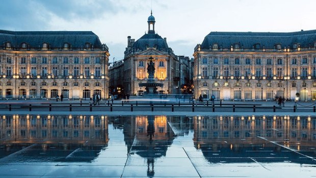 Place de la Bourse.