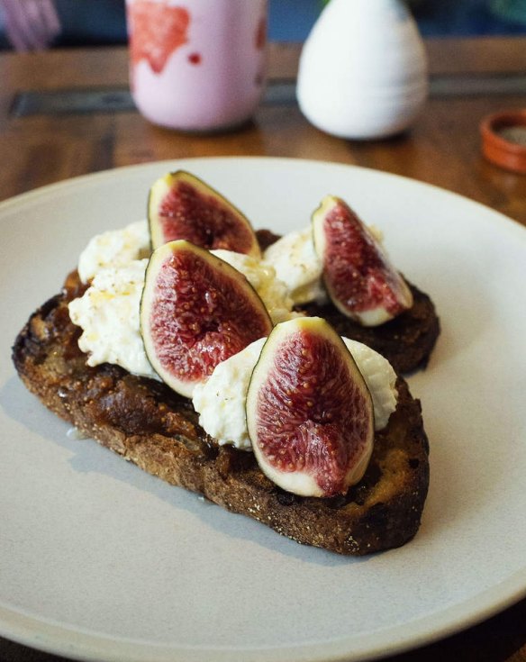 Figs in toast at Heritage Coffee Brewers, Summer Hill.