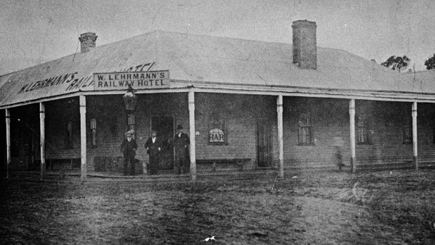 The Railway Hotel at Boolarra, 1905. 