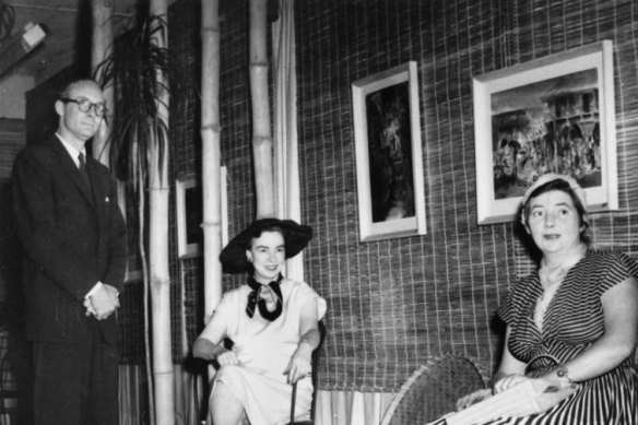 Brian and Marjorie Johnstone with artist Margaret Olley (right) at The Johnstone Gallery in the basement of the Brisbane Arcade.