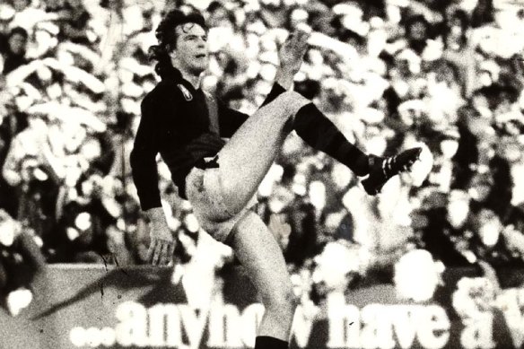 Daniher kicks the goal that capped Essendon's five-goal comeback in time-on against Carlton in 1981.