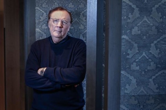 James Patterson gives more cash to help bookshops.
