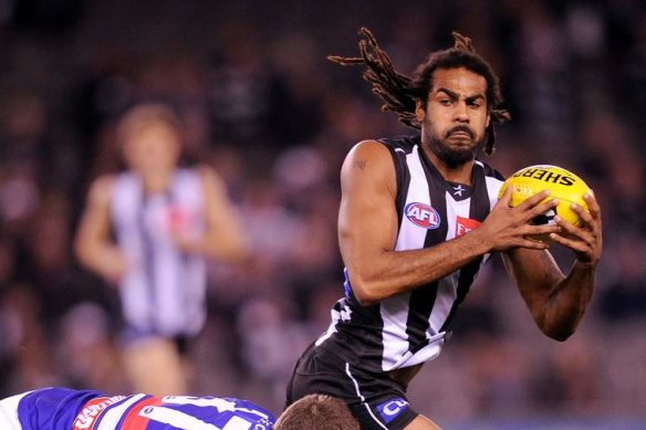Collingwood coach Nathan Buckley wants to sit down with Heritier Lumumba.