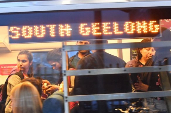 Trains between Melbourne and Geelong are often crowded.