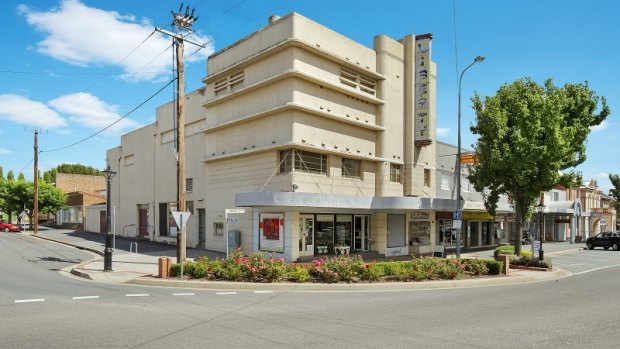 The exterior of Liberty Theatre in Yass which is on the market for the first time in 14 years.