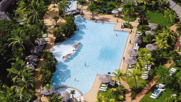 The Outrigger Fiji Beach Resort runs volunteer tourism initiatives.
