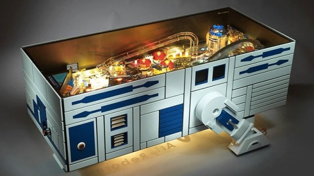 R2-D2 pinball coffee machine