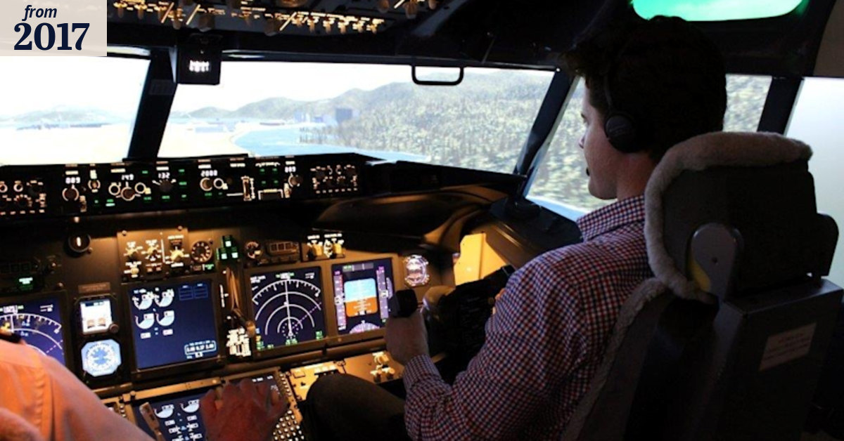 'Bring it on': Tackling fear of flying head on at a Perth flight simulator