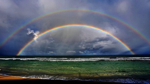 Bob Ellisdon captures the double rainbow off WA's coast. 
