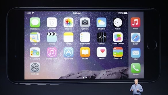 The iPhone 6 Plus' landscape mode works on the homescreen.