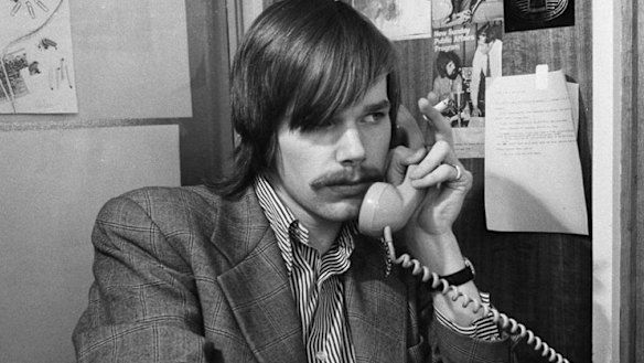 A younger Mark Colvin.