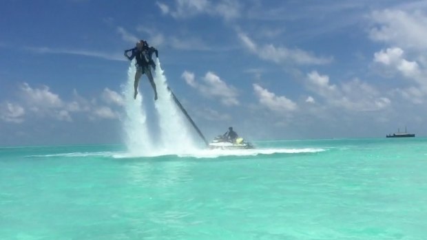 A little bit James Bond: Soaring above the water with the help of a jet pack.