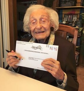 Estelle Liebow Schultz, 98