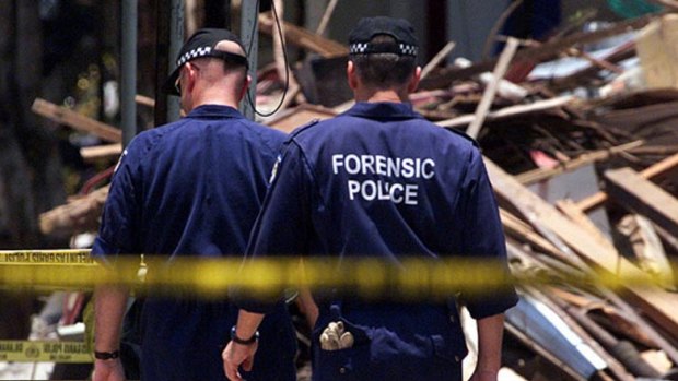 Western Australia police forensic investigators on site in Bali 2002.