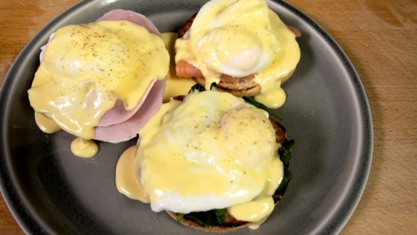 How to make poached eggs, three ways.