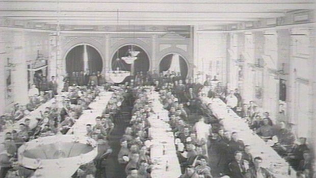 The "Kangaroos" luncheon at Sargent's Cafe in  Sydney in 1916.