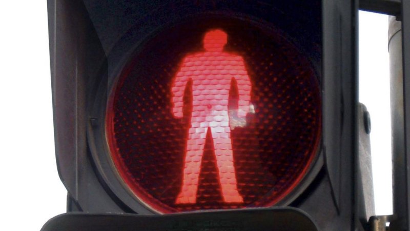 Flashing traffic man replaced by countdown timers busy NSW intersections