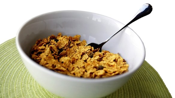 Kellog's  has relented to months of pressure to include health star ratings on its cereal products.

