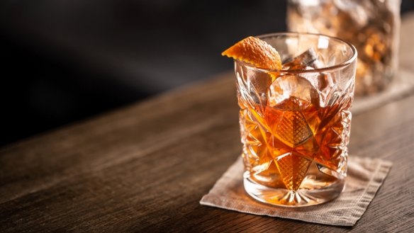 A vintage old fashioned is a staple recipe for any whisky lover. 