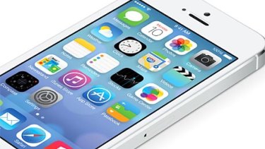 Apple is not encrypting email attachments sent through the Mail app in iOS 7, a study claims.