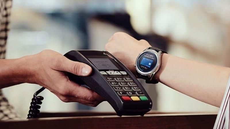 smart watches with contactless payment