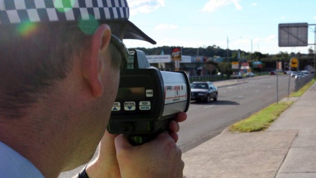Queensland police fined 1900 speeding motorists on Christmas Eve.