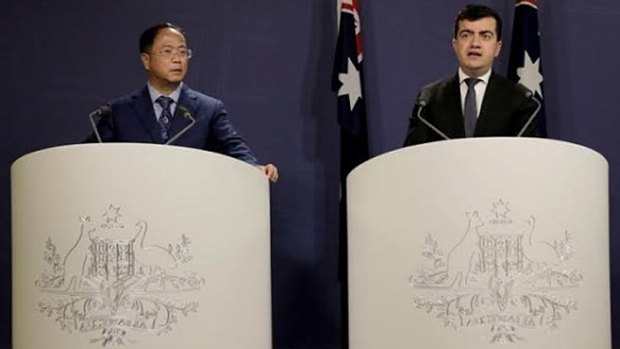 Huang Xiangmo and Sam Dastyari at a press conference for the Chinese community in Sydney on June 17, 2016.