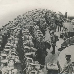 Australian troops on the deck of the battleship Prince of Wales, just before the Gallipoli landing.