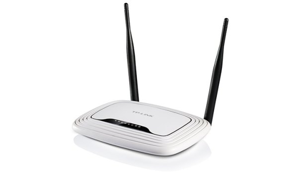 TP-Link's TL-WR841N router is almost as good as Apple's AirPort Extreme, but much cheaper.