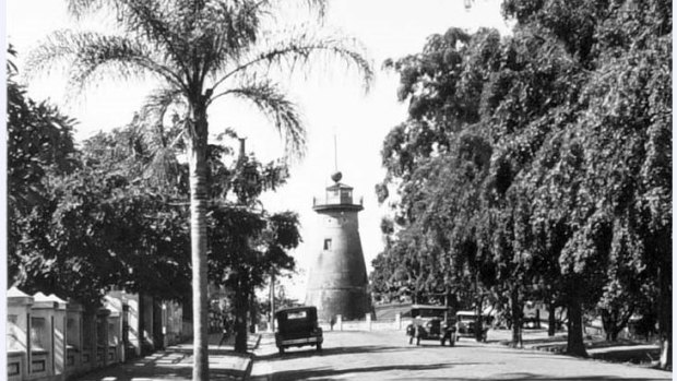 Spring Hill windmill, pictured in the late 1930s.