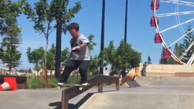 Wee Man tries out Fremantle's Esplanade skate park.