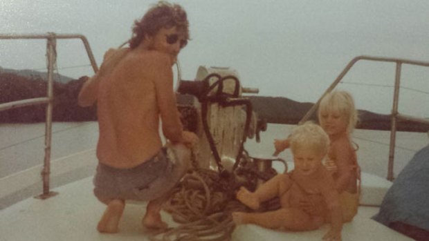 Dennis 'Lee' Lafferty, aka Raymond Stansel Jr, in 1980 with his Australian-born daughters.