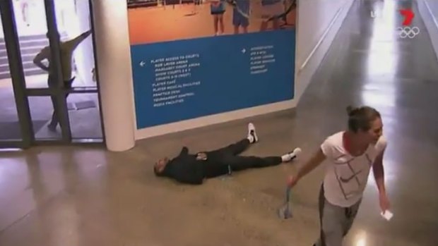 Nick Kyrgios 'faints' after a kiss from Ajla Tomljanovic.