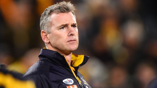 Adam Simpson has extended his coaching contract with the West Coast Eagles. 