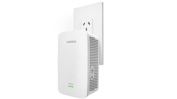 Linksys' RE7000 Wi-Fi extender offers Seamless networking with Linksys Max-Stream routers so you can use the same wireless network name across your home.