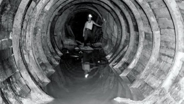 Construction on the S1 Main Sewer.