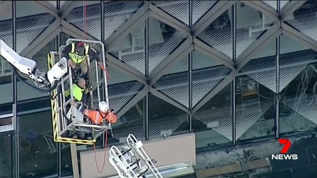 Workers injured in crane accident in Geelong