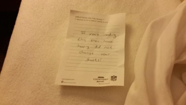 The note, found by a Reddit user.